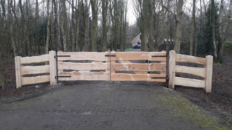 Landhek onbekantrecht hout